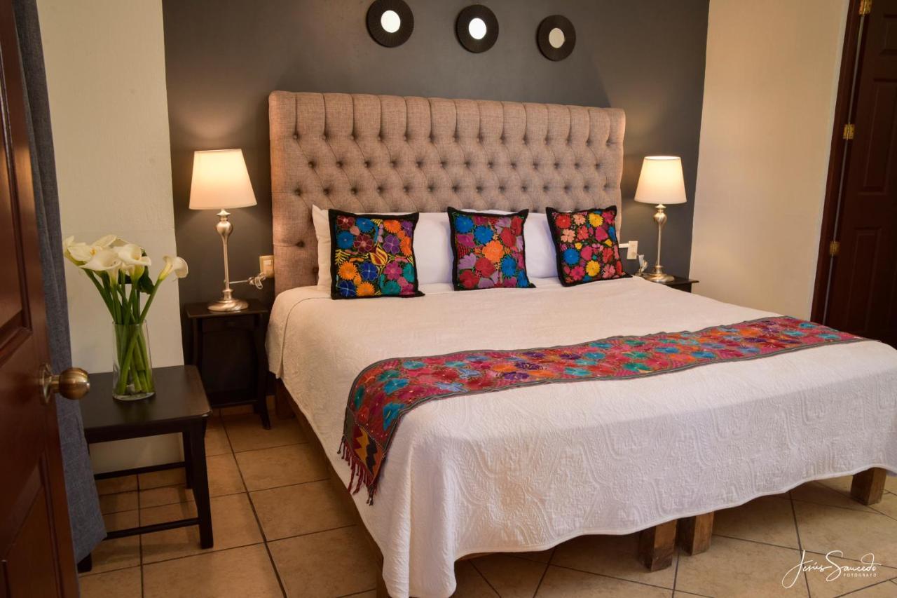 Del Centro Hotel 贝纳尔 外观 照片