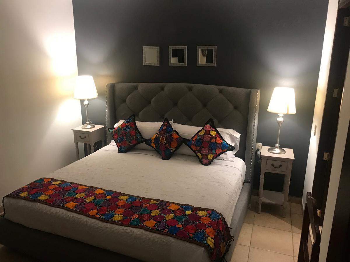 Del Centro Hotel 贝纳尔 外观 照片
