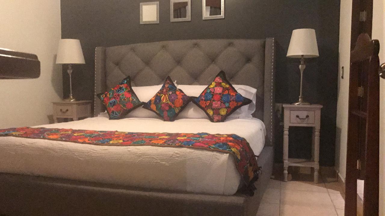 Del Centro Hotel 贝纳尔 外观 照片