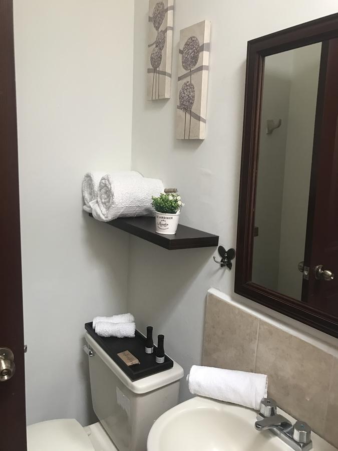 Del Centro Hotel 贝纳尔 外观 照片